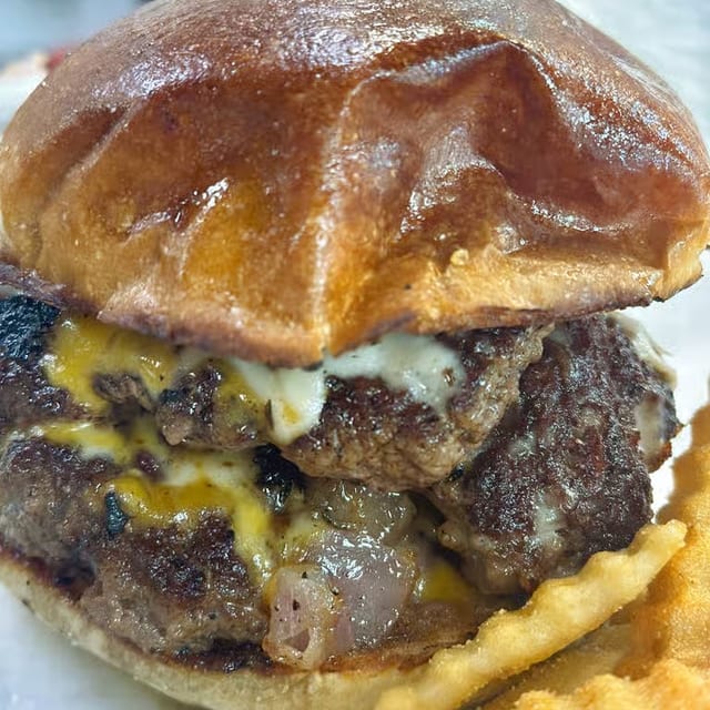Single Smash Burger.