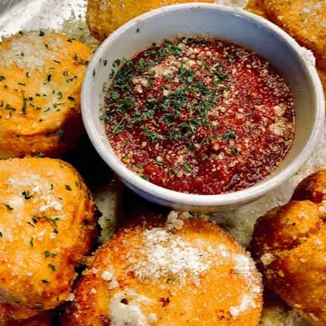 Mozzarella Balls (6).