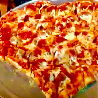 Heart shape pizza 