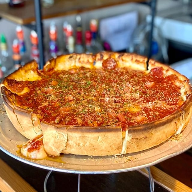 Chicago Deep Dish Pizza - 10".